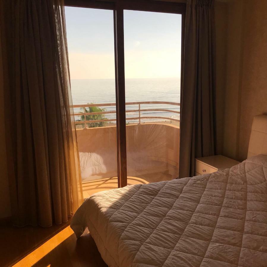 Sea View Central Apt Ithaki Larnaka Exterior foto