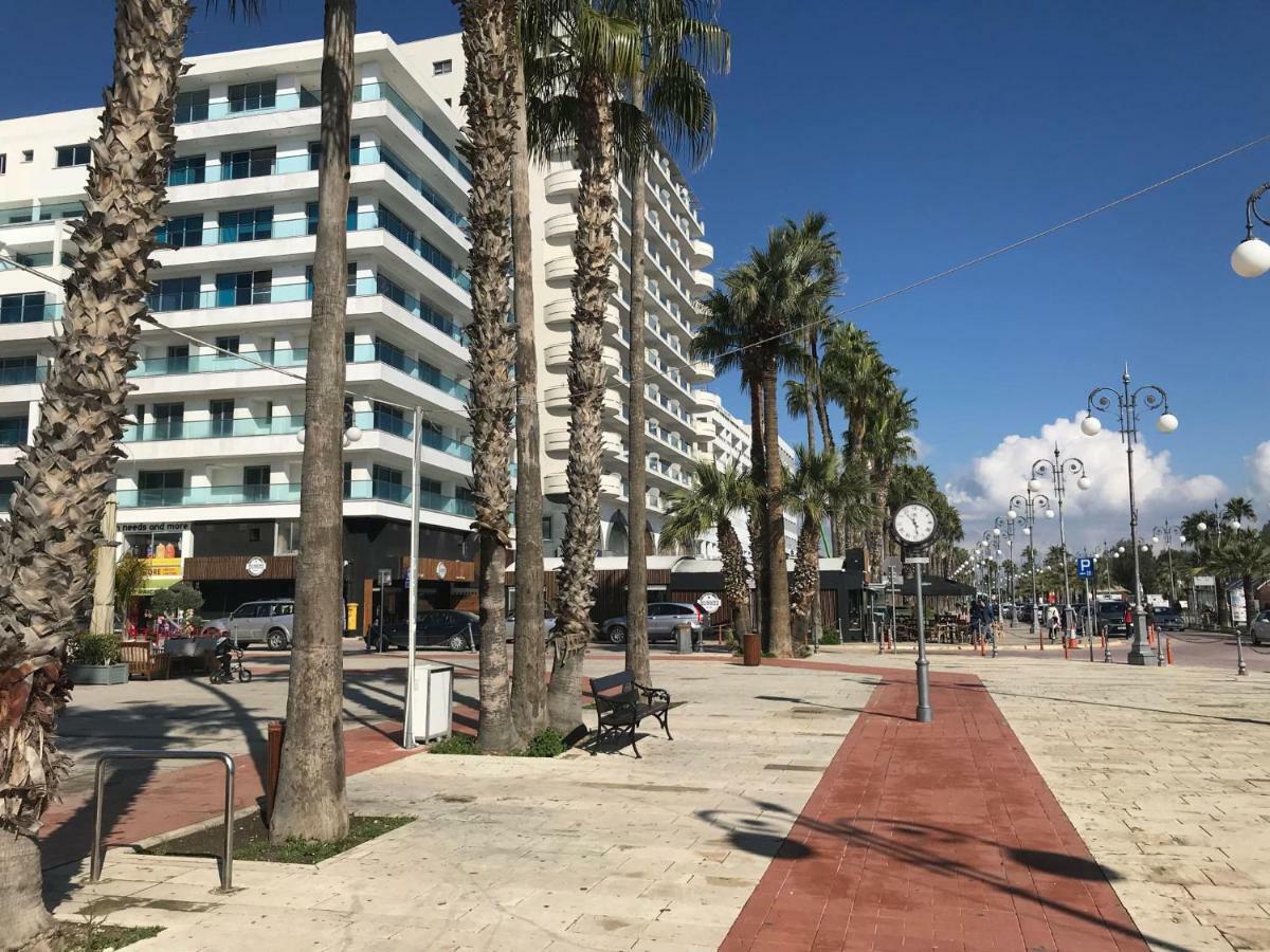 Sea View Central Apt Ithaki Larnaka Exterior foto