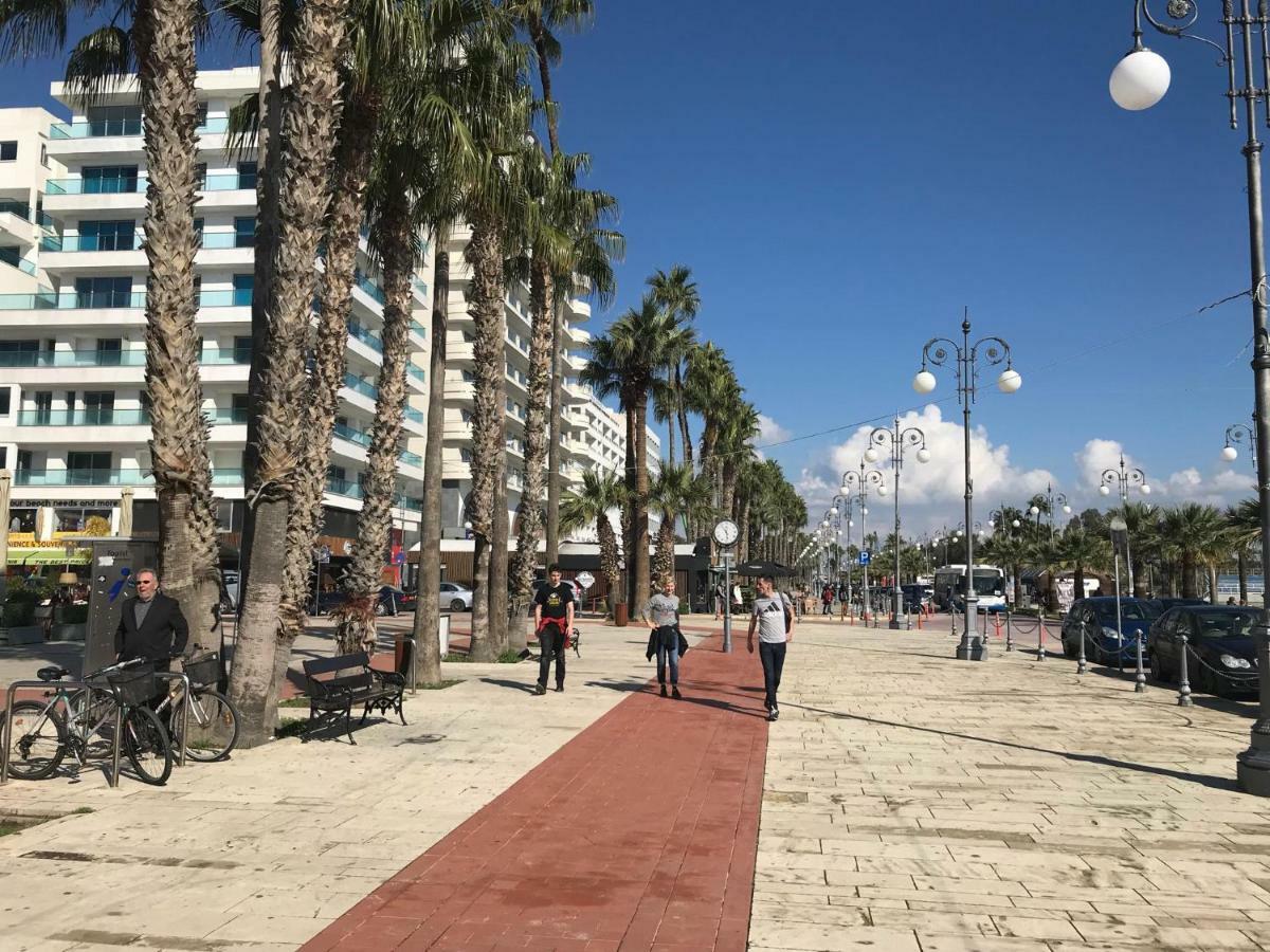 Sea View Central Apt Ithaki Larnaka Exterior foto